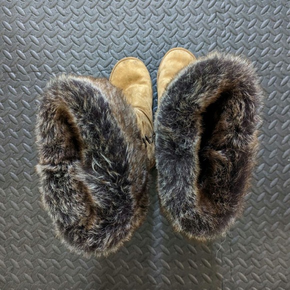 UGG Australia Rosana Boot Fur Lined Mid Calf - Picture 2 of 6